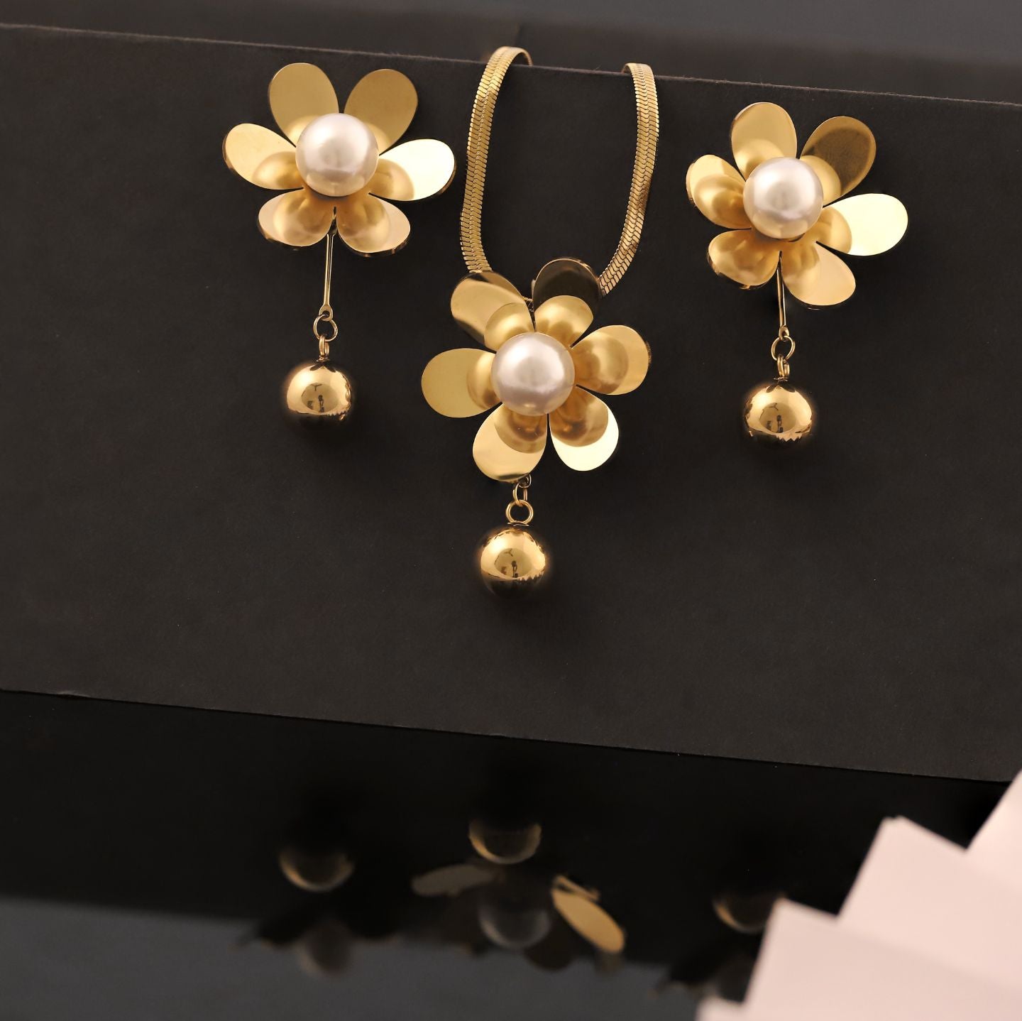 Golden Flower with Perls Full Set