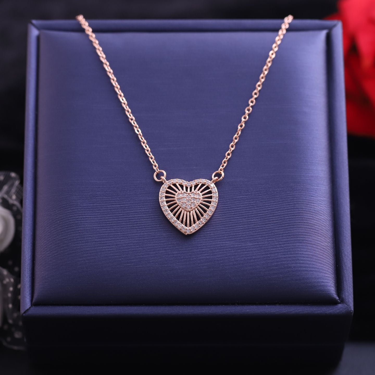 Heart grass Necklace