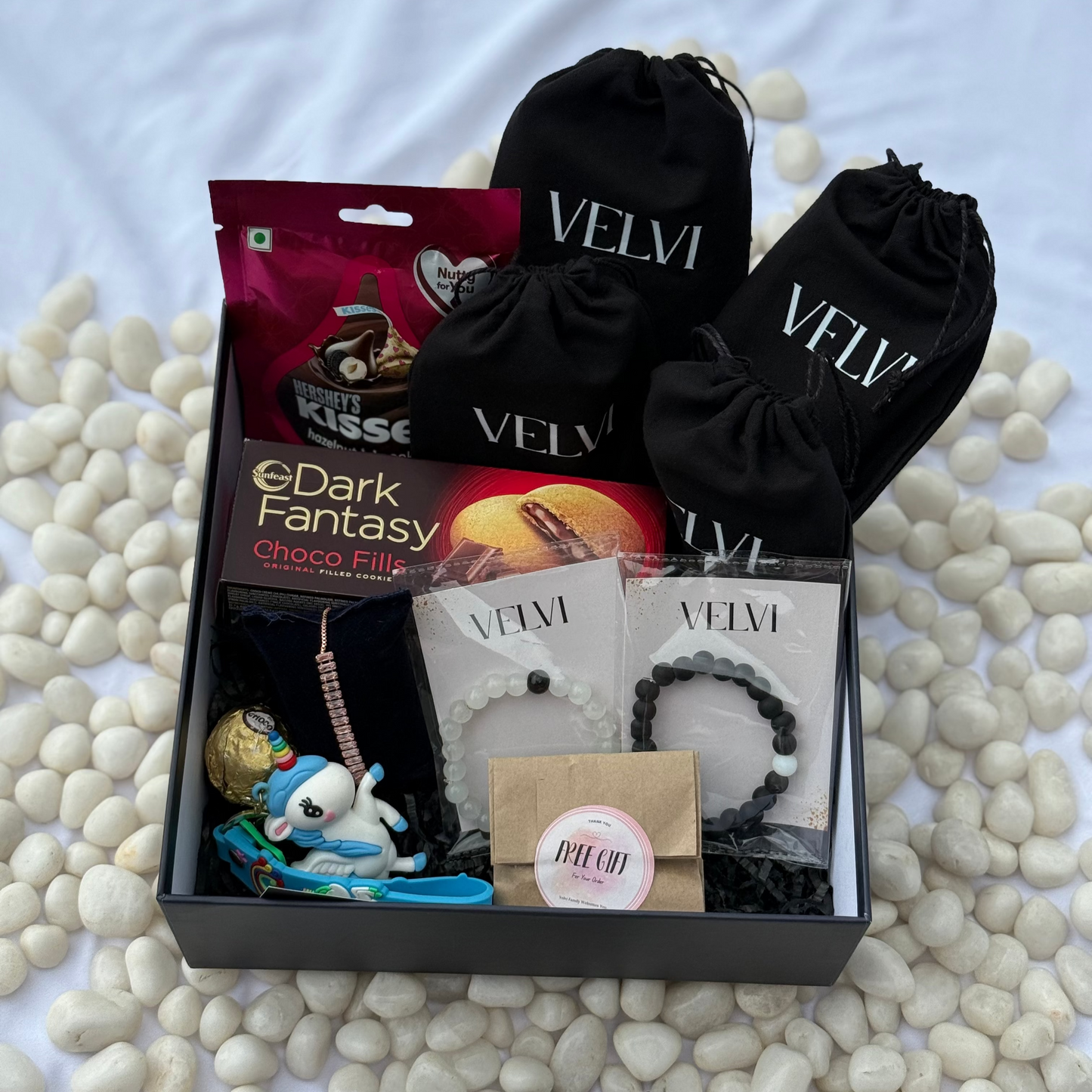 Best Gift hamper for Special Person.