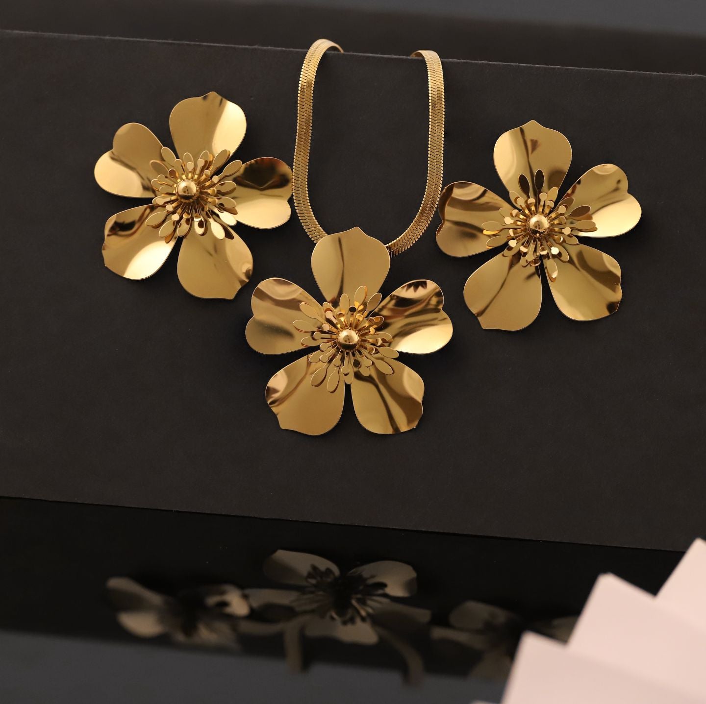 Golden Flower Full Set