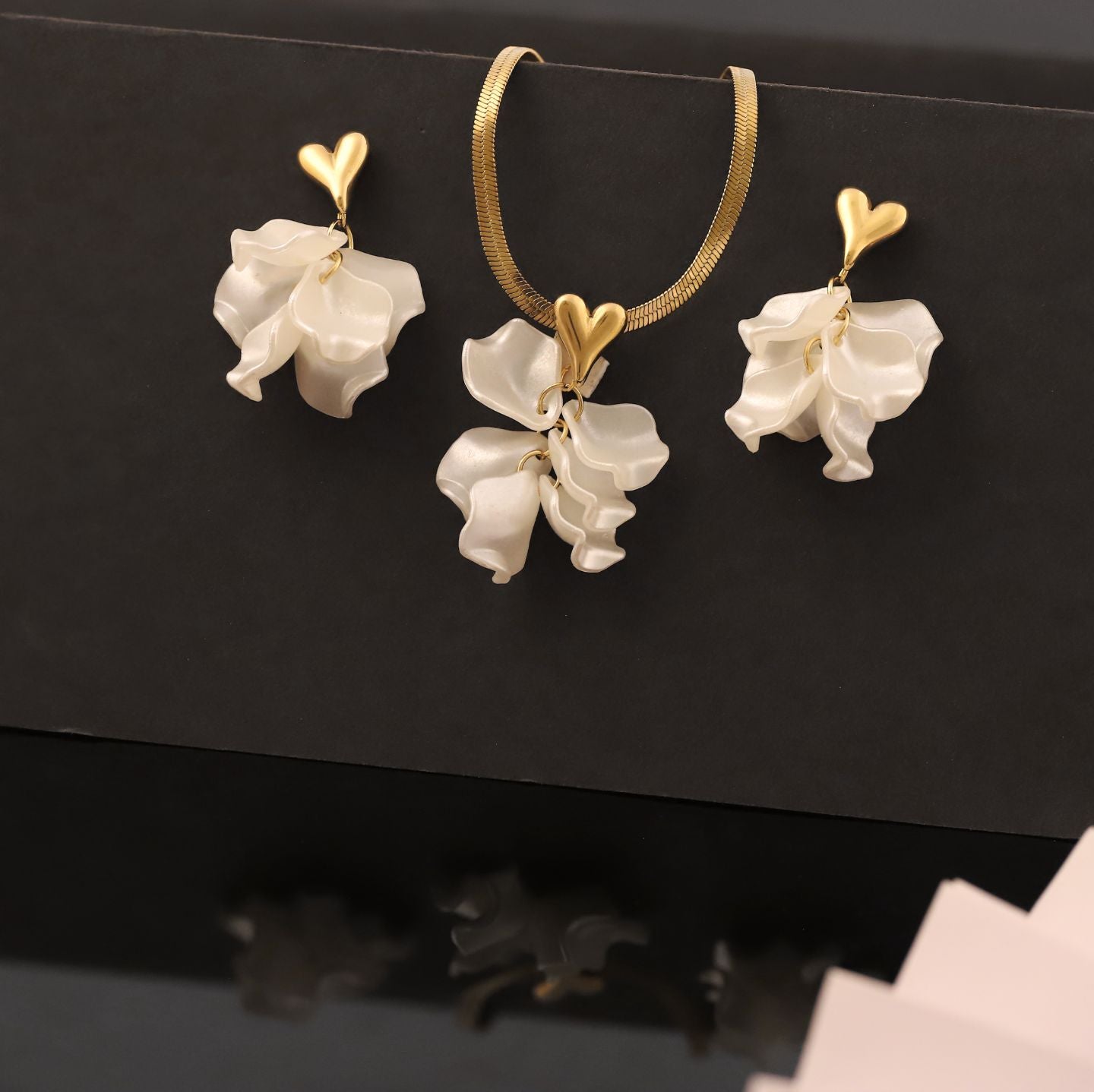 Busybee Boutiq Full Set