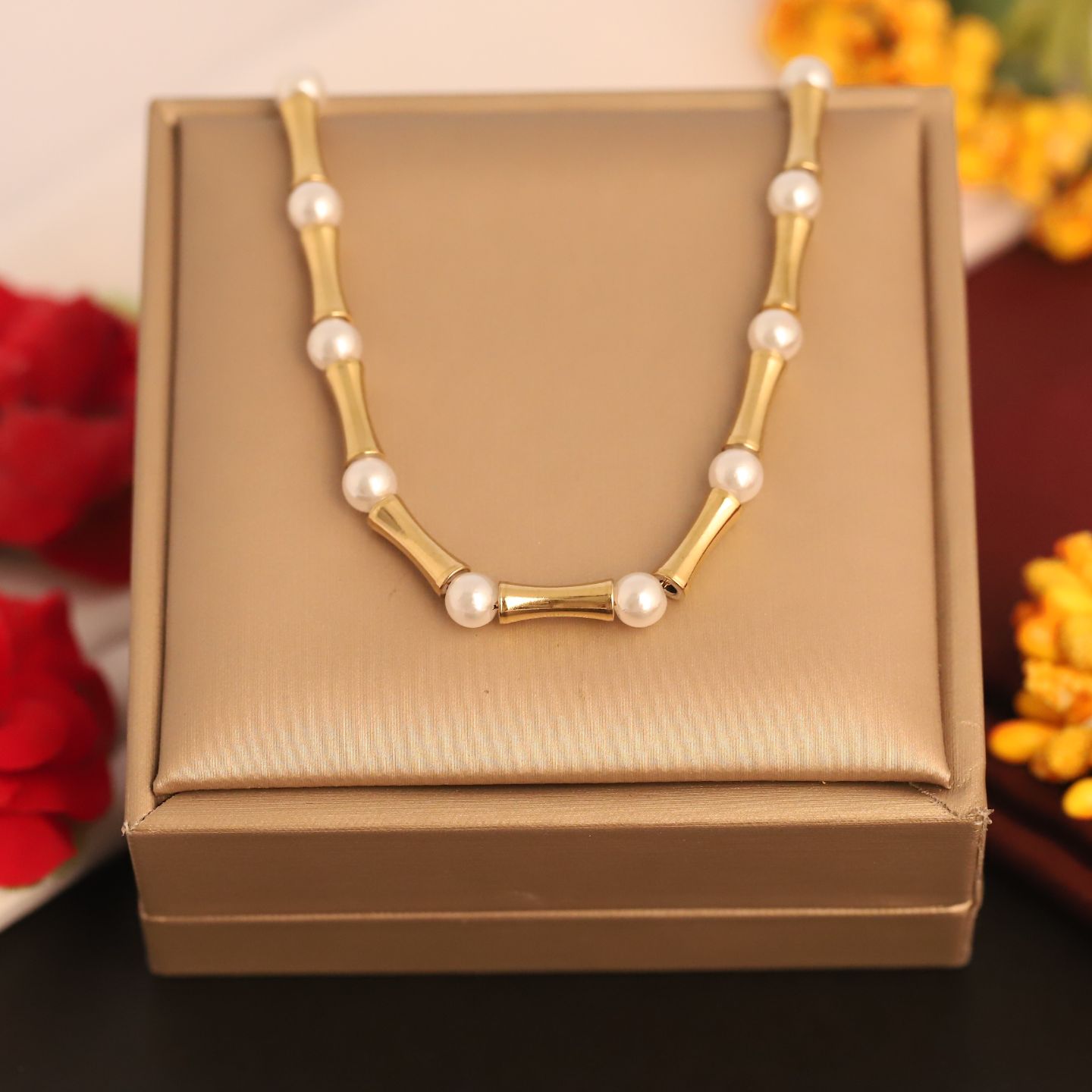 Modern White Pearl Necklace