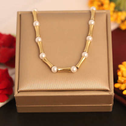 Modern White Pearl Necklace