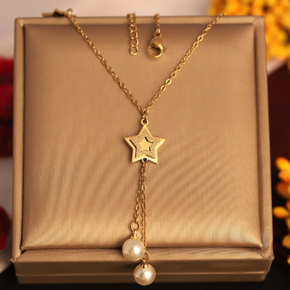 Single Star Necklace