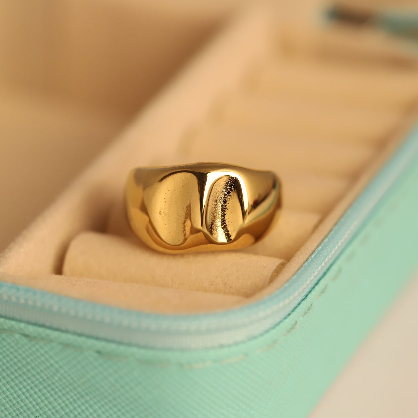 New premium Finger Ring