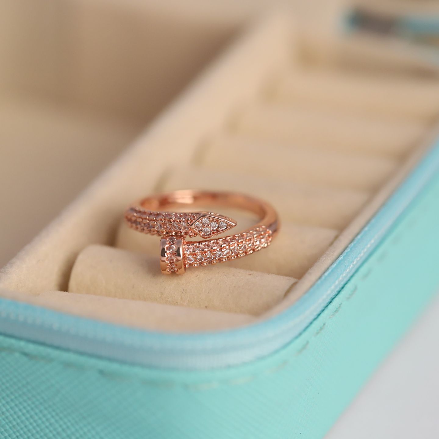 Rose gold partywear diamond ring