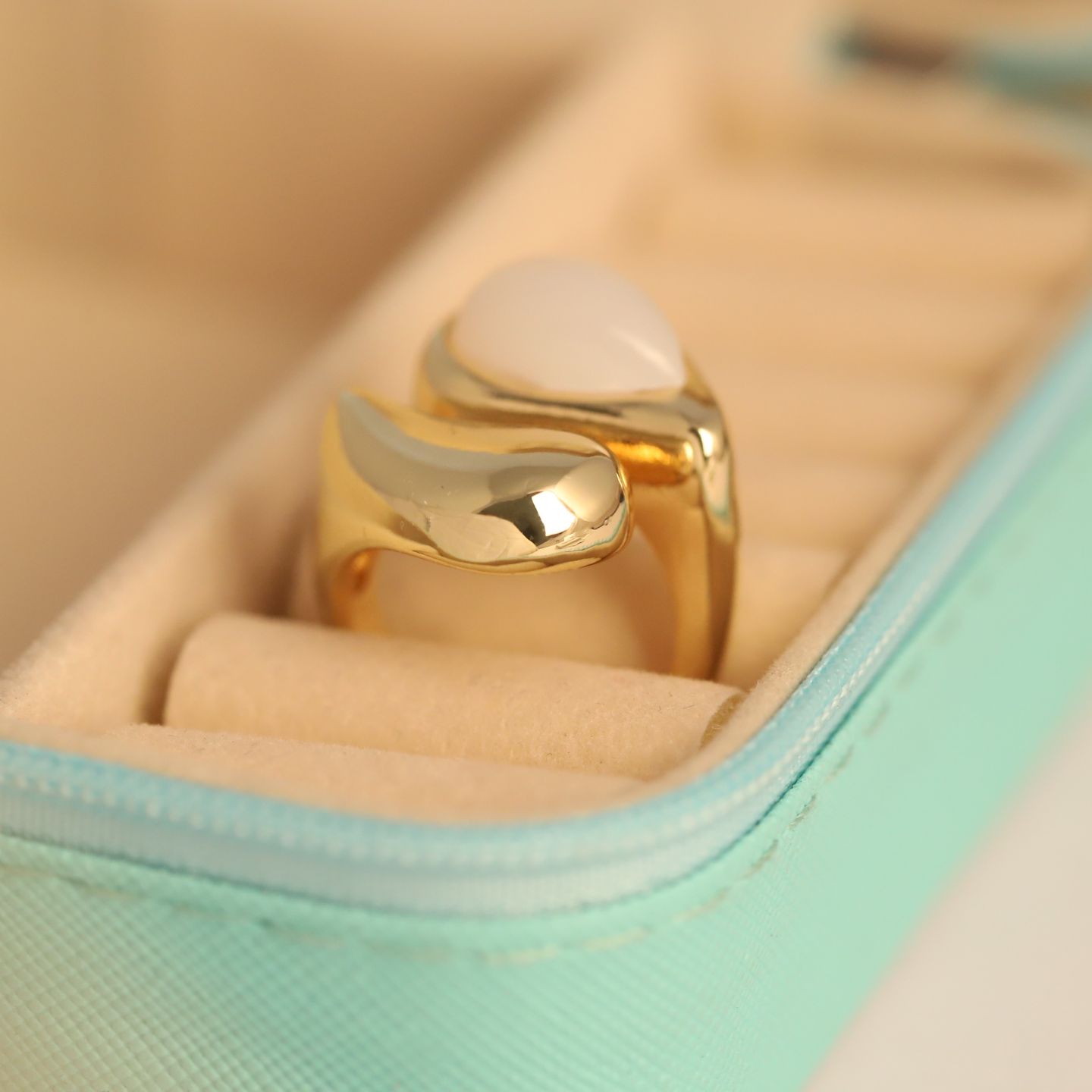 premium Finger Ring
