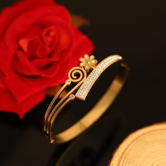 Flower with Dimond Unique Bracelet