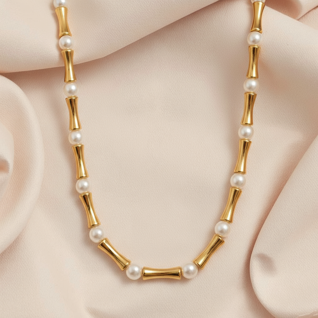 Modern White Pearl Necklace