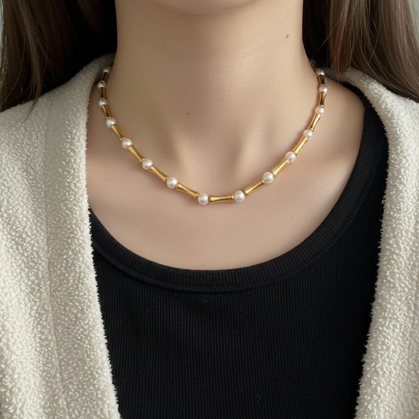Modern White Pearl Necklace