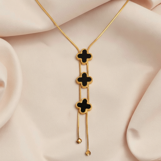 Four leaf clover black necklace