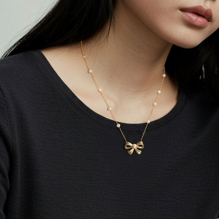 Bow Pearl Chain Pendant
